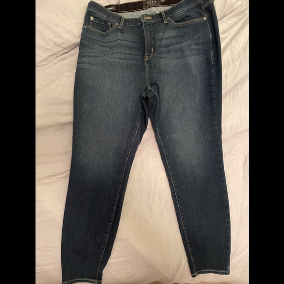 Torrid 20R - Sky High Skinny